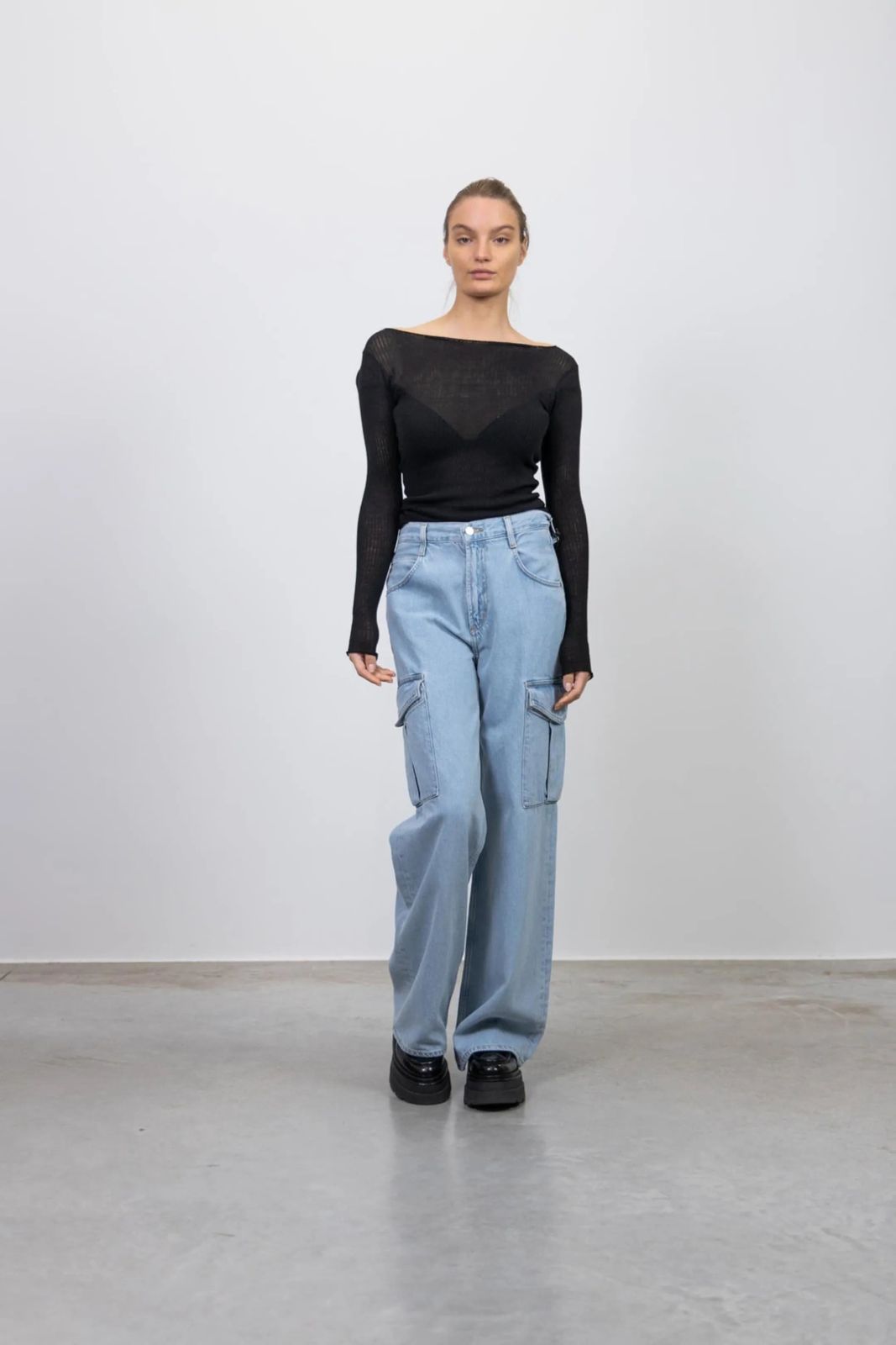 Fashionable Highwaist Wide Leg Denim Cargo Jeans for Women - 6 Pockets, Sky Blue, Trendy and Functional