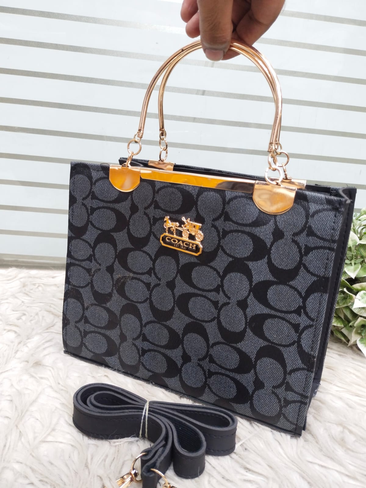 New Metal Handle Coach Handbag & Crossbody Bag for Women | Stylish Designer Shoulder Purse